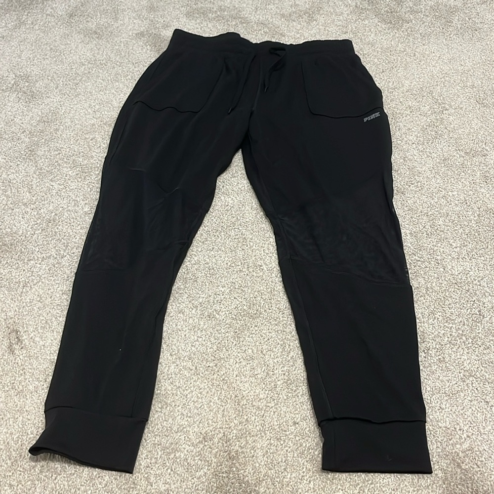PINK Ultimate Joggers - L